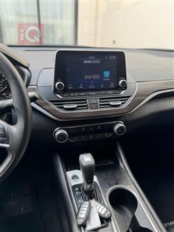 نيسان ألتيما